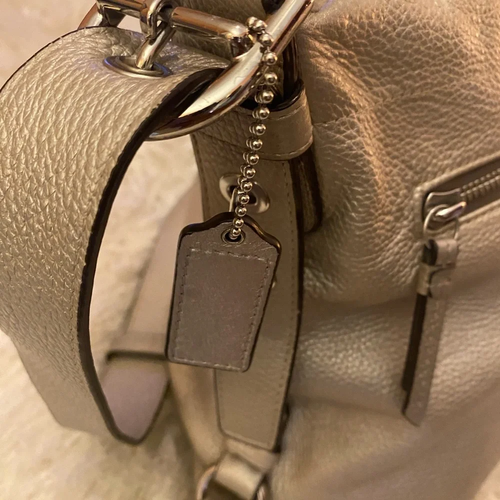 Coach Taupe Leather Shoulder Bag - Picture 4 of 7